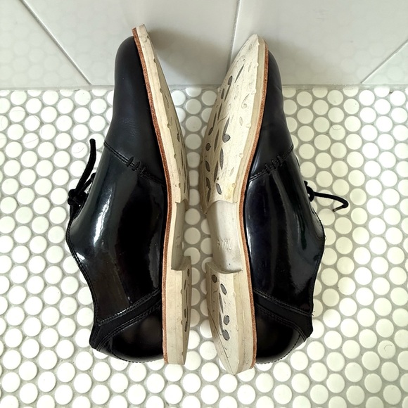 Ahnu Black Leather Oxfords - Picture 4 of 6